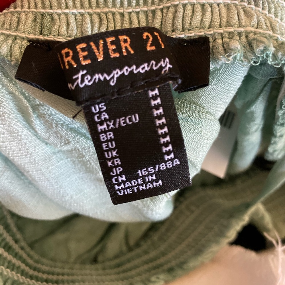 Forever 21 top